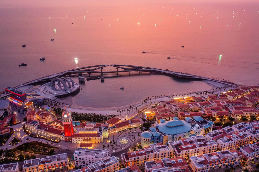 Sunset Town - Thị trấn Hoàng hôn