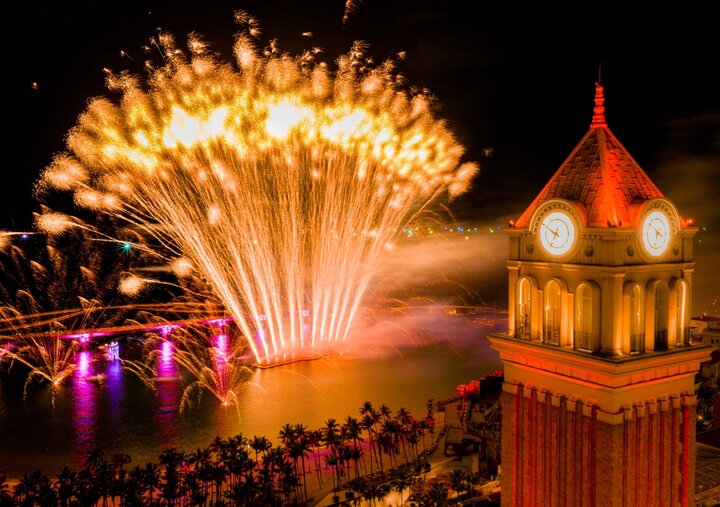 Show diễn Bản giao hưởng đại dương - Symphony of the Sea