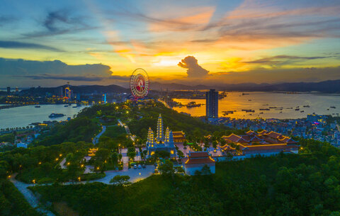 Top những trải nghiệm về đêm đáng thử nhất Quảng Ninh mùa này