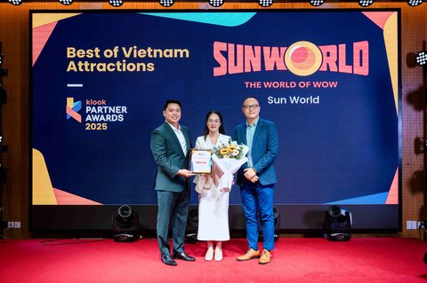 Sun World Honored with “Best of Vietnam - Attractions” at Vietnam Klook Partner Awards 2025